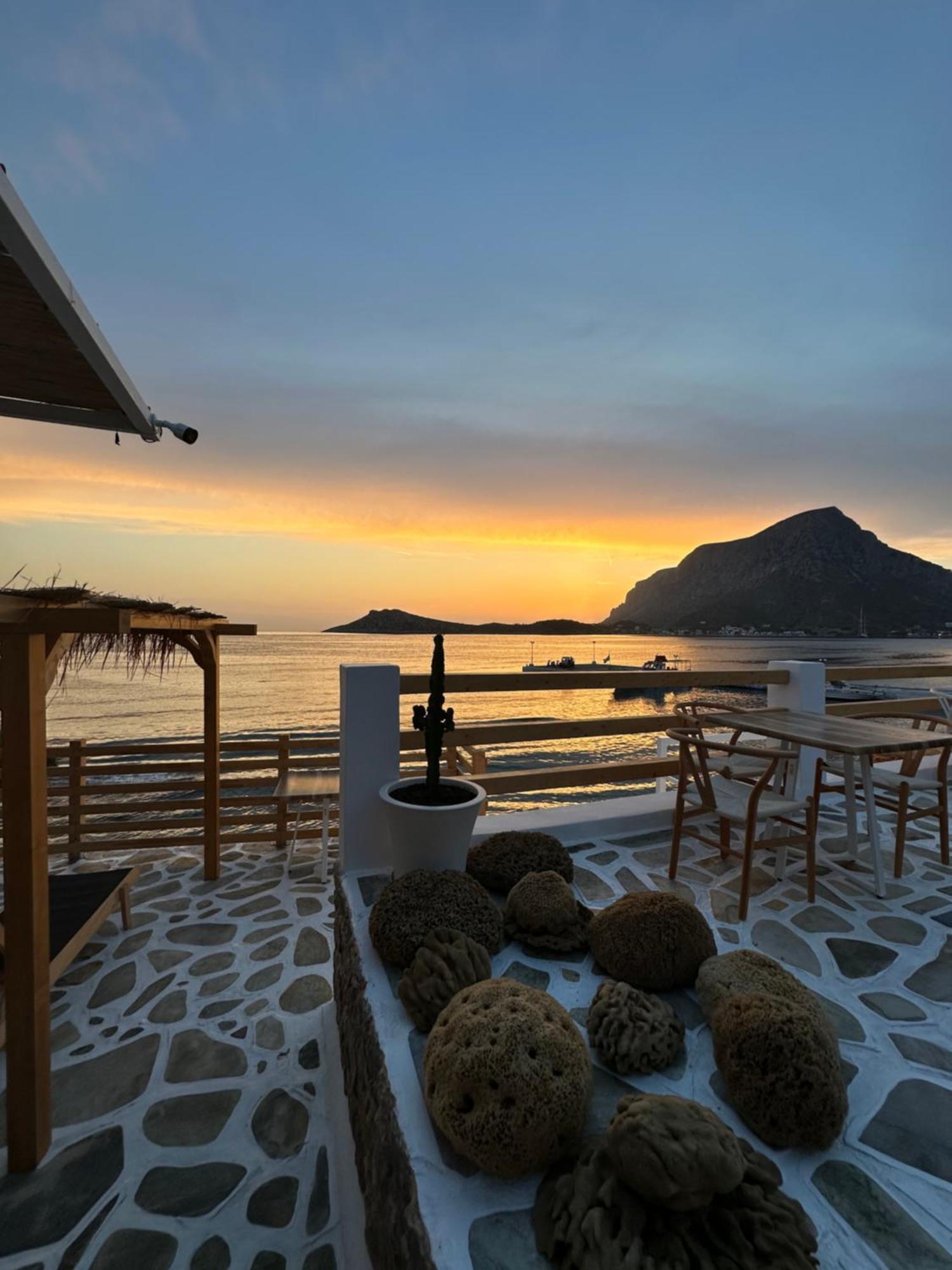 Spongia Hotel Suites & Spa Myrties Luaran gambar