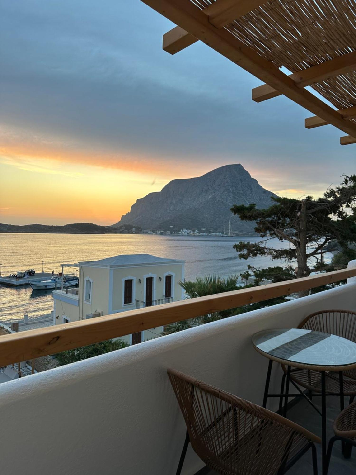 Spongia Hotel Suites & Spa Myrties Luaran gambar